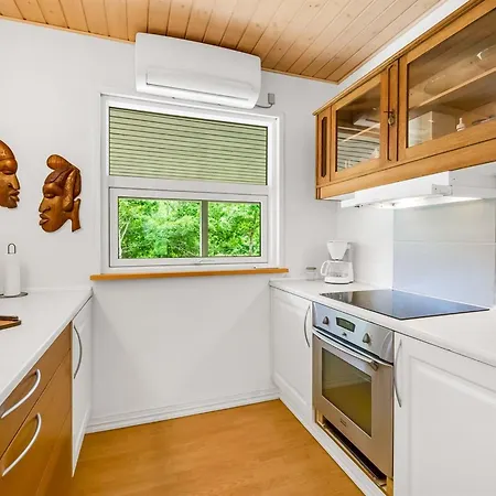 Nane - 600m To The Fjord By Interhome *